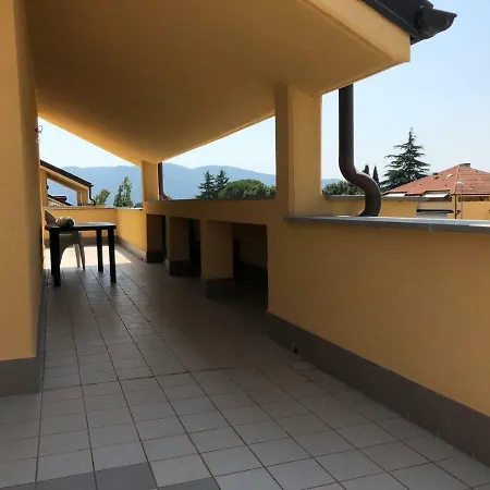 Daire Vacanze Attico Santi Liguria Sarzana