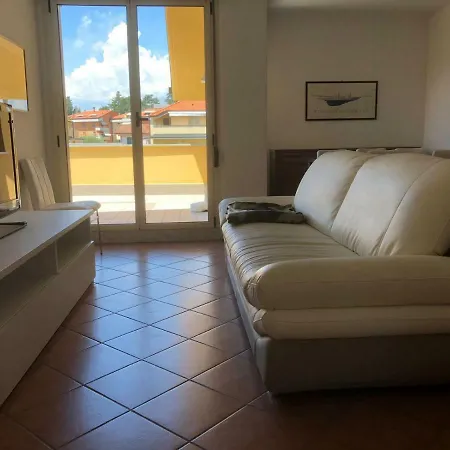 Daire Vacanze Attico Santi Liguria Sarzana