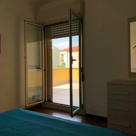 Daire Vacanze Attico Santi Liguria Sarzana